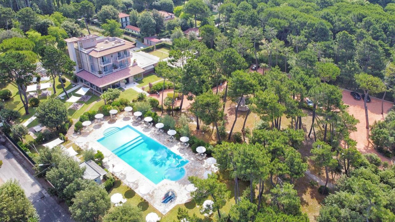 Hotel Villa Elsa Marina di Massa Ngoại thất bức ảnh
