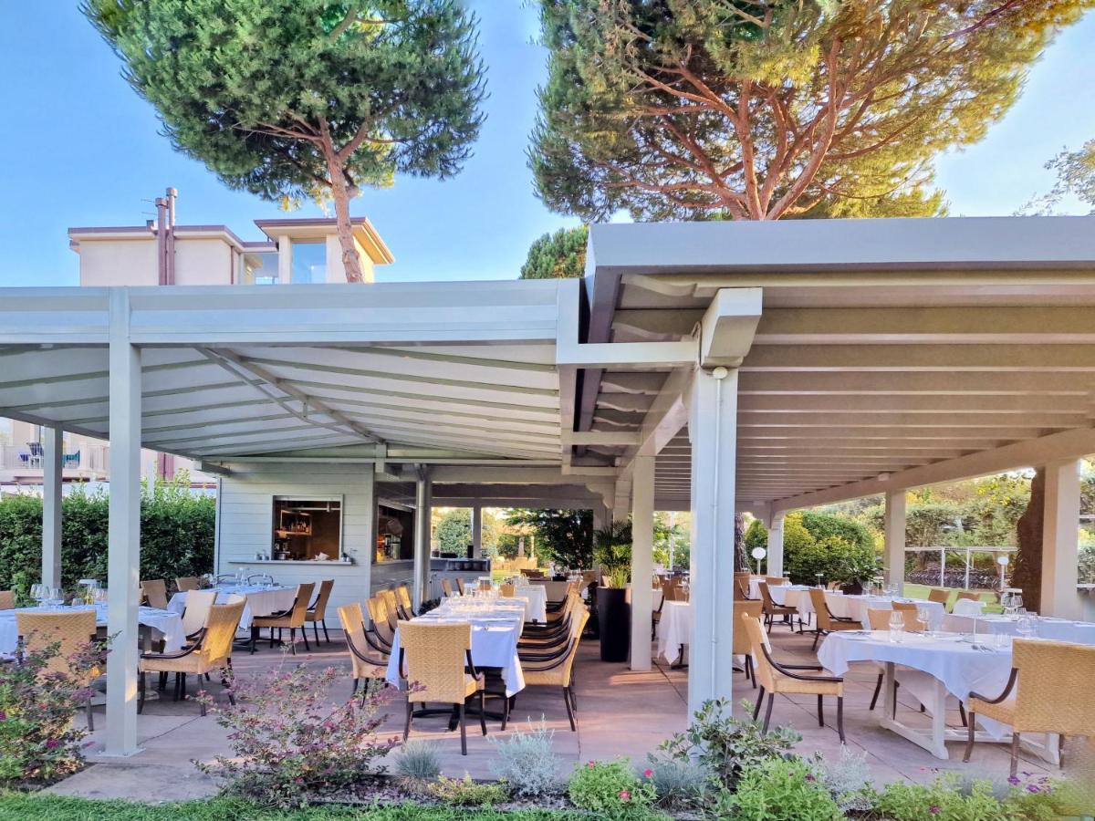 Hotel Villa Elsa Marina di Massa Ngoại thất bức ảnh