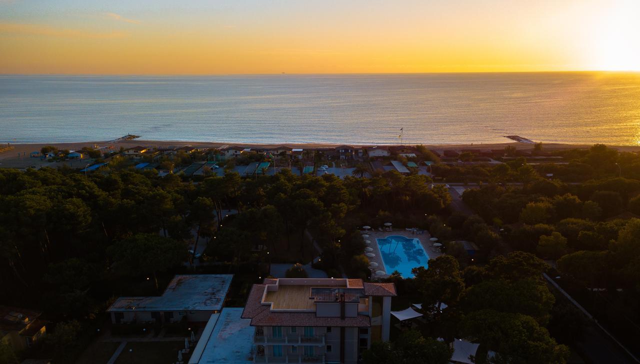 Hotel Villa Elsa Marina di Massa Ngoại thất bức ảnh